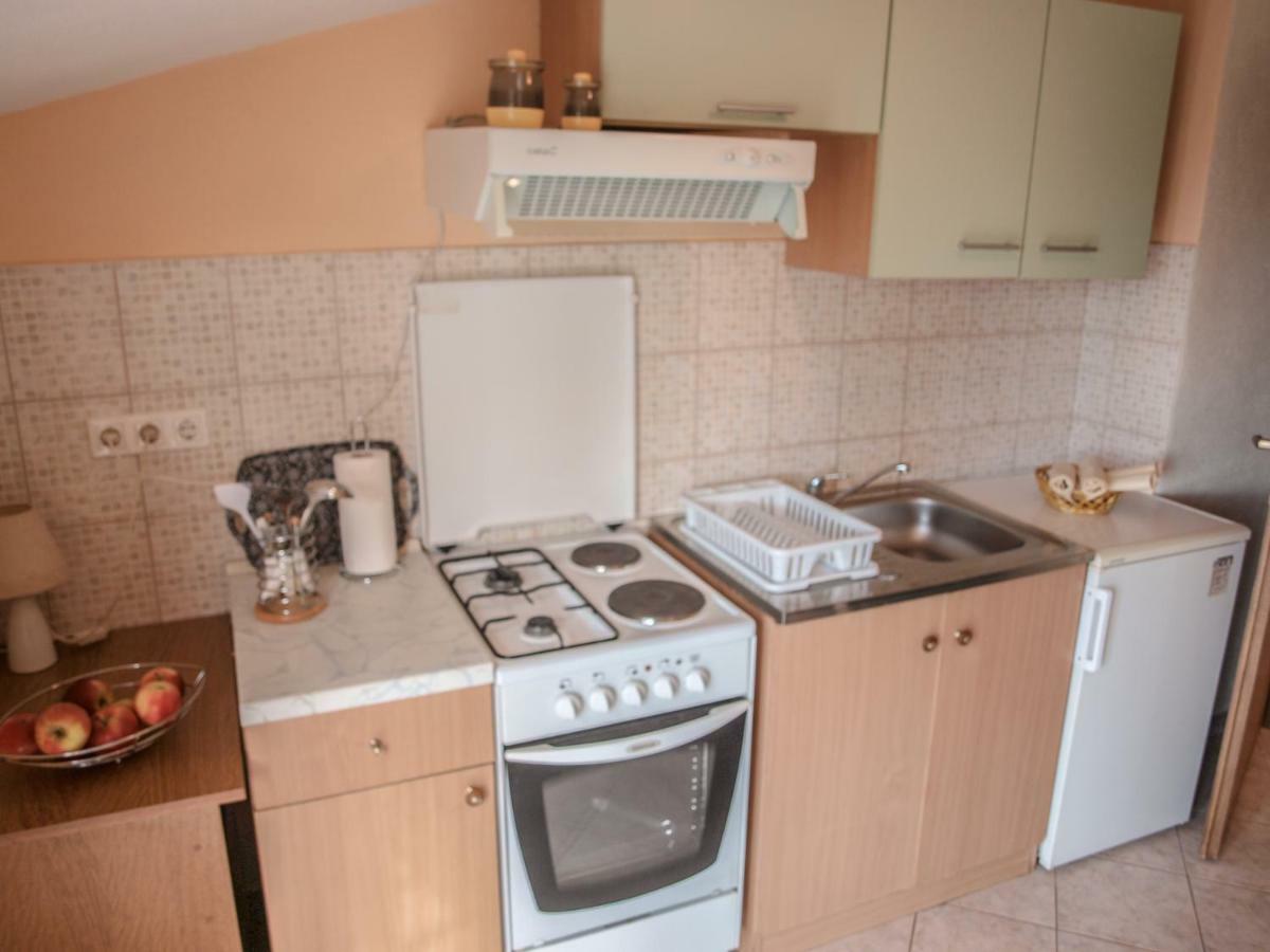 Apartment Pletikosic Kaštela Екстериор снимка