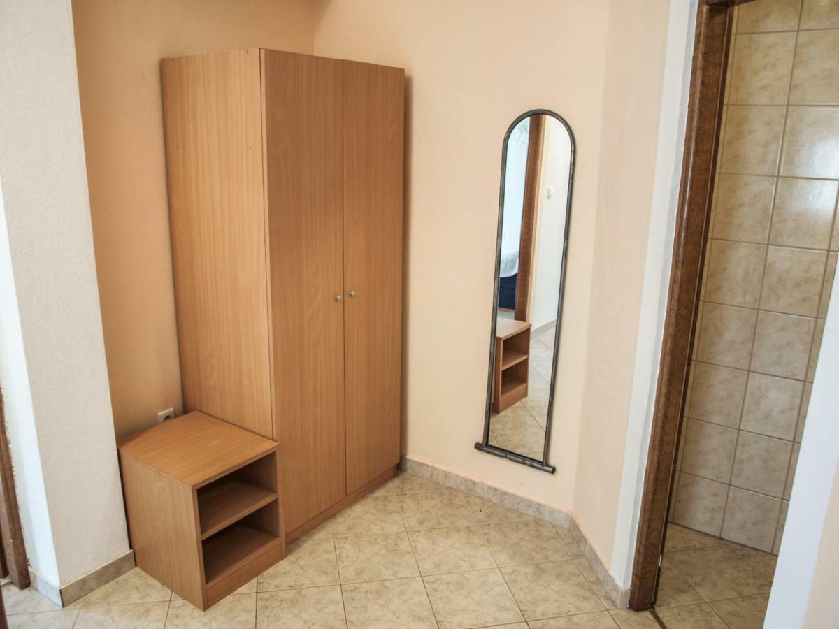 Apartment Pletikosic Kaštela Екстериор снимка